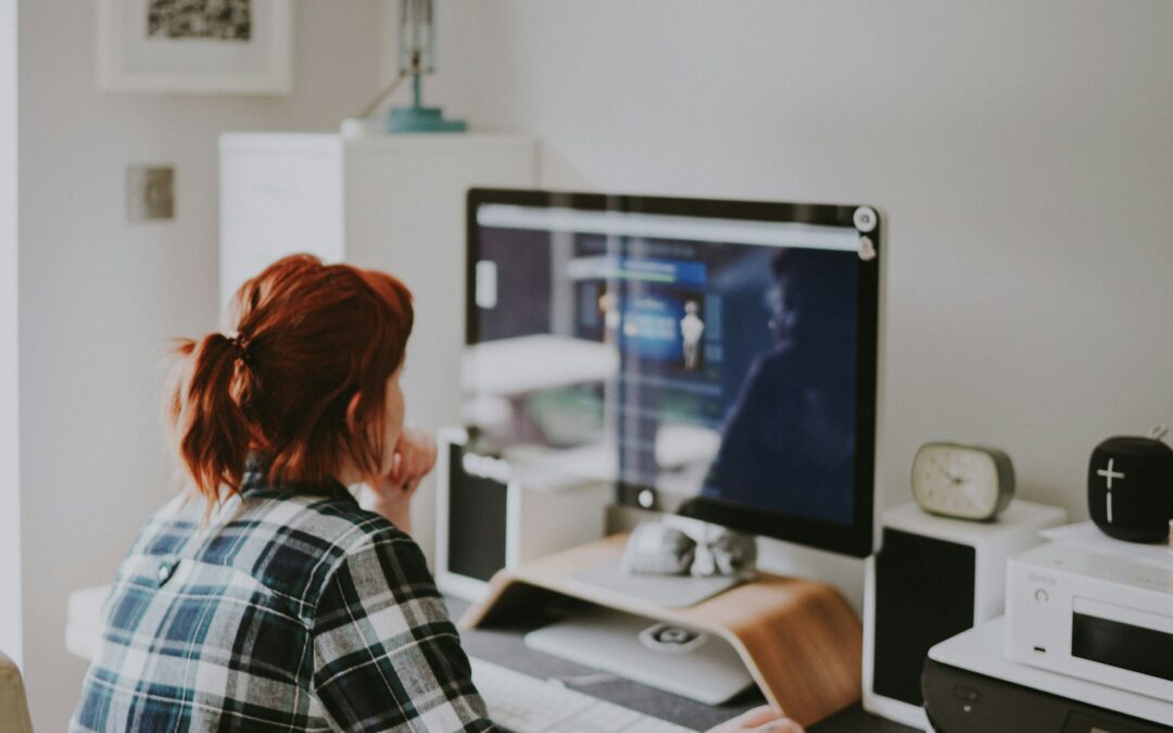 Young woman exploring working as a freelancer and comparing this to full time employment